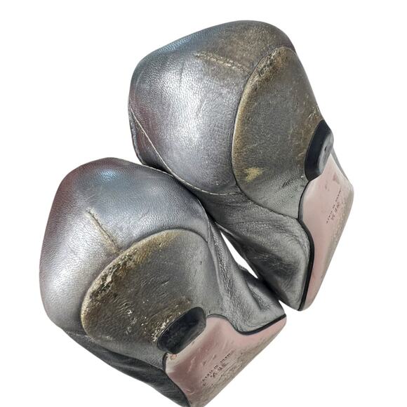 Prada Women’s Rhinestone Silver Metallic Ballet Flats Size 38.5 US 8.5 - Picture 10 of 13